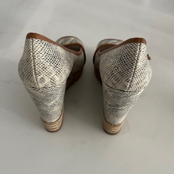 Tory Burch Sally Snake Print Wedge - Picture 4 of 6
